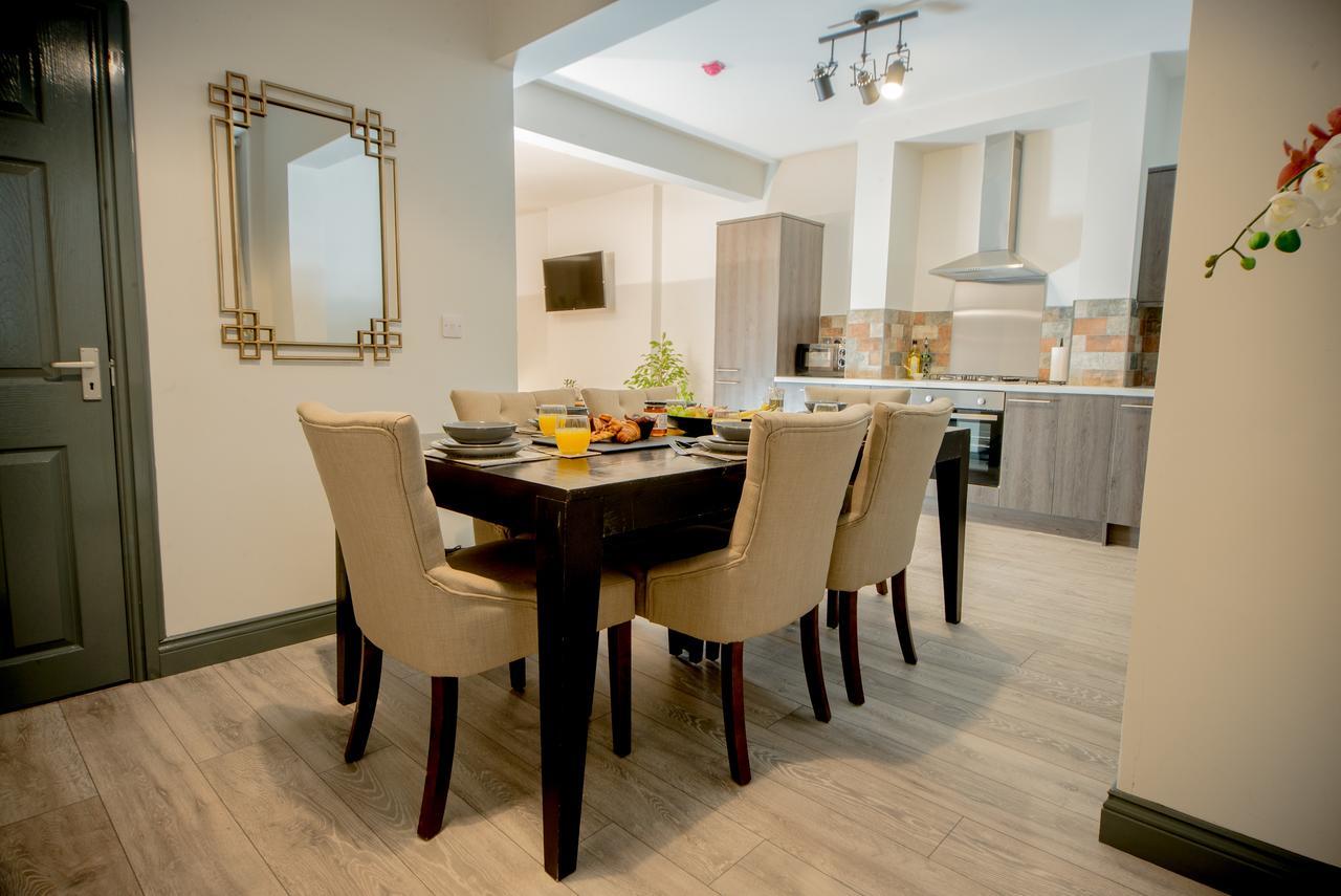 Barnston House - Heswall - Spacious Homely Holiday Home By Rework Accommodation 외부 사진